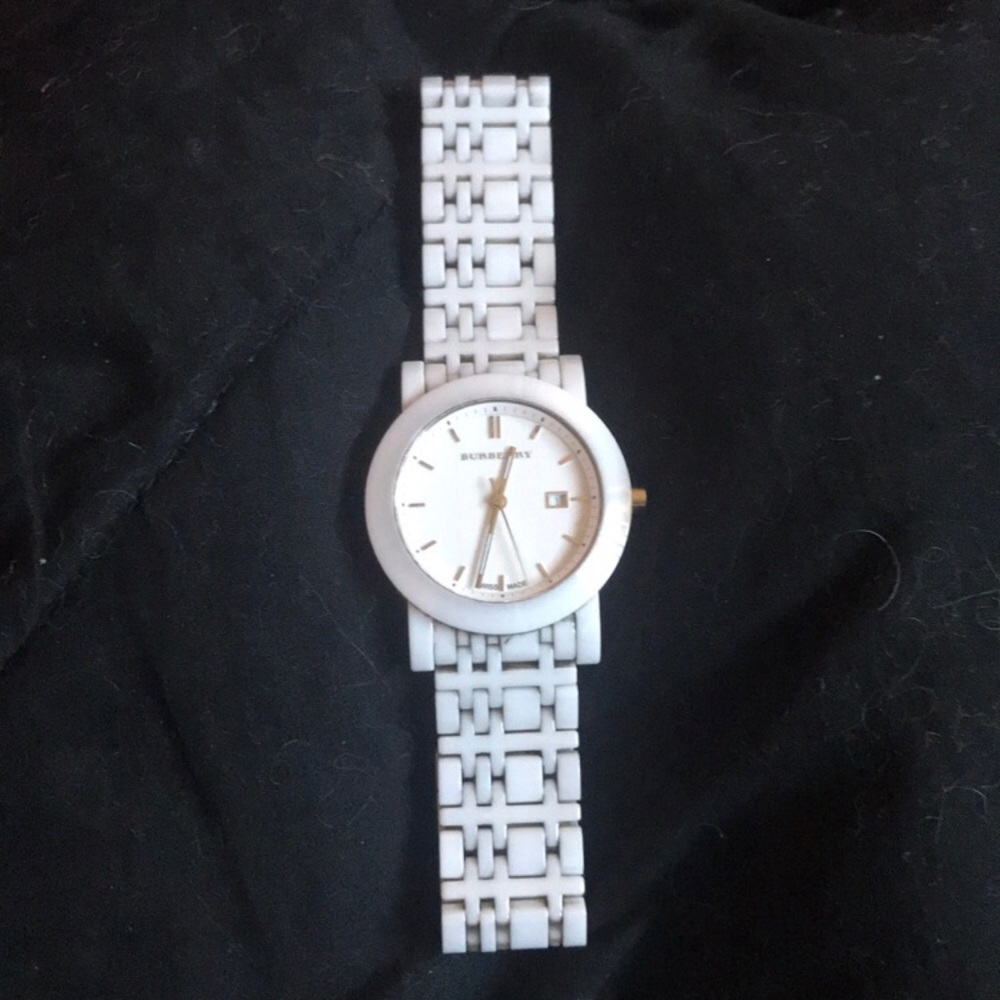 Burberry BU1870 white ceramic lady watch - Picture 3 of 5